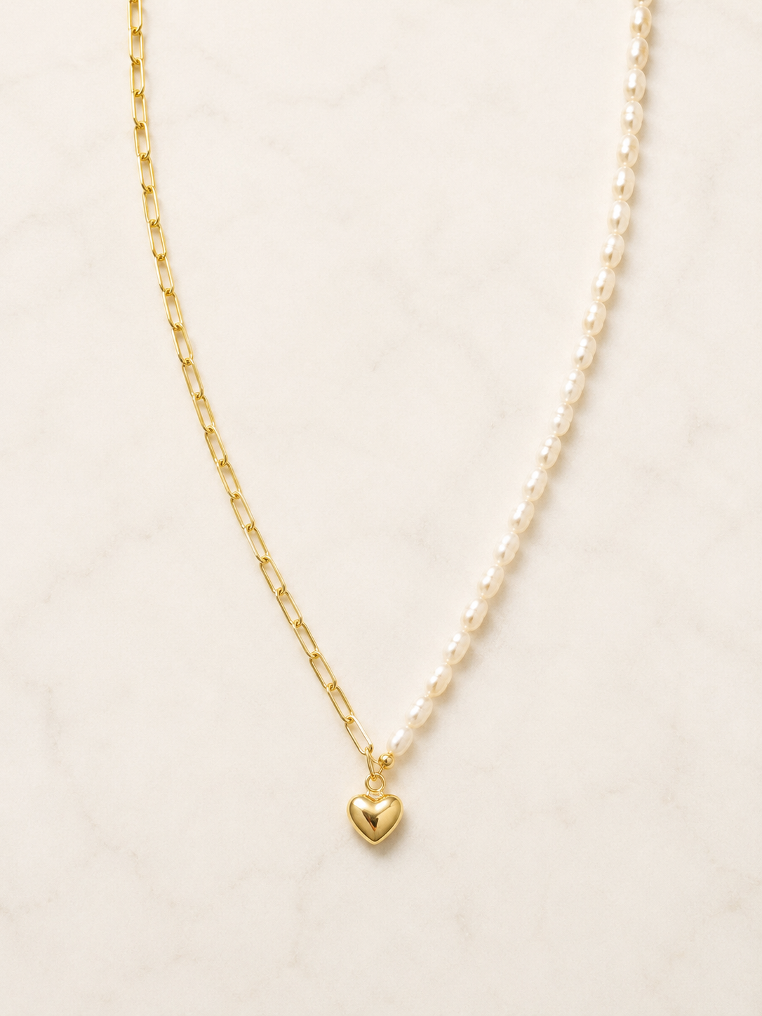 Amara Pearl Kette