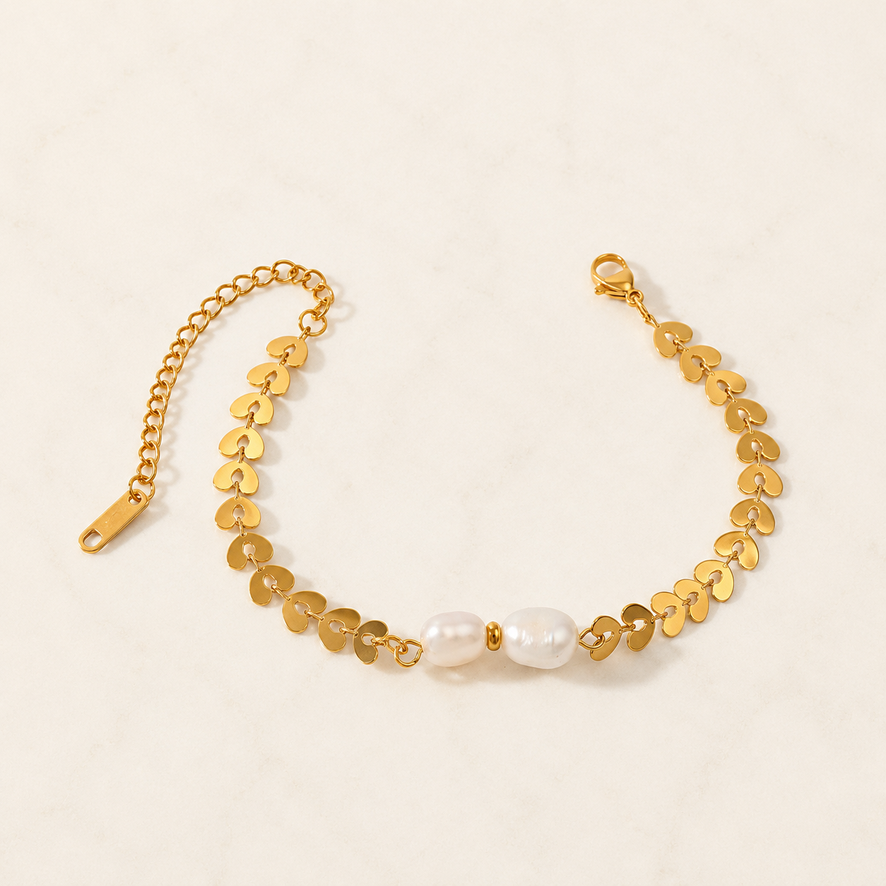 Golden Petal Armband