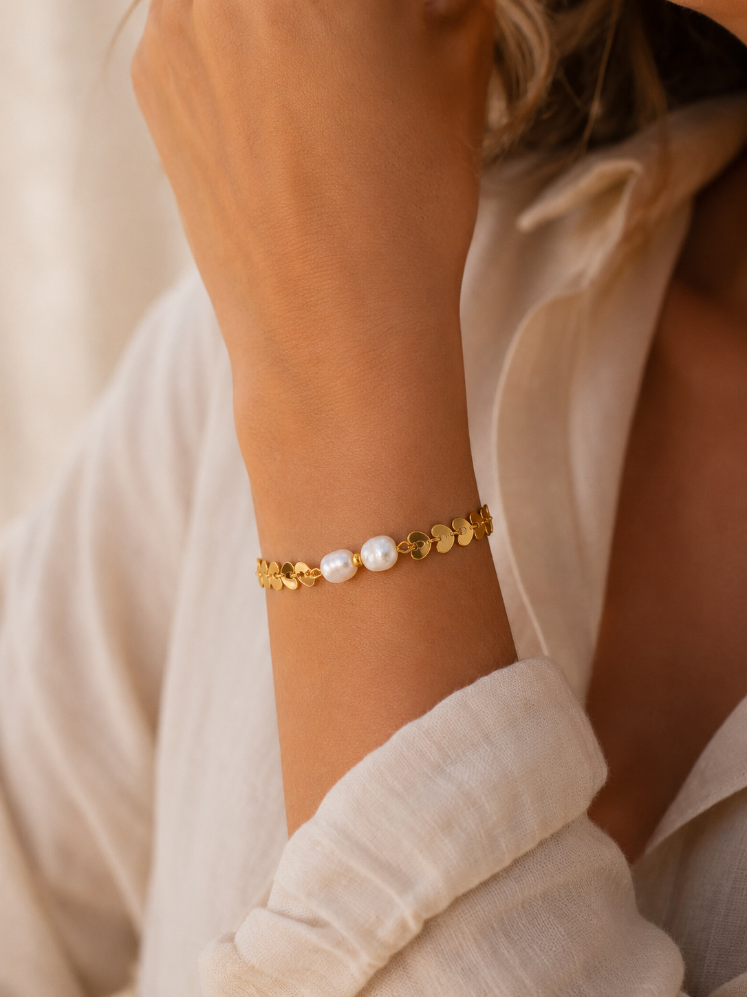 Golden Petal Armband